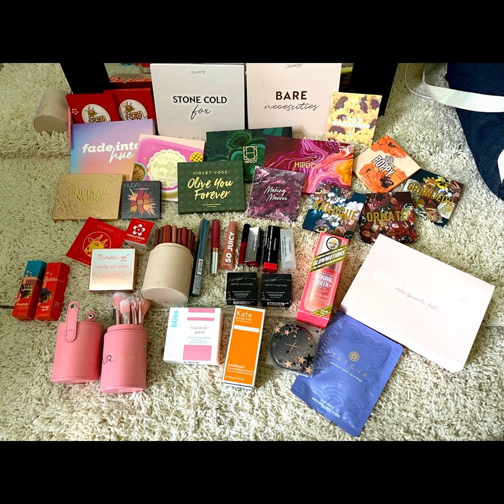 Everything Included Makeup Lot!